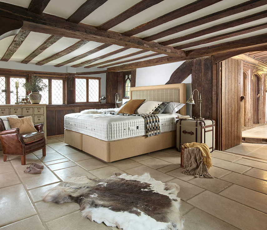 Snowshill-31400-with-a-Colesbourne-Deep-headboard-in-Squire-and-Sunflower.jpeg